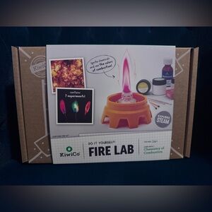 KiwiCo Fire Lab Crate Unopened Learn about Chemistry of Combustion 7 Experiments